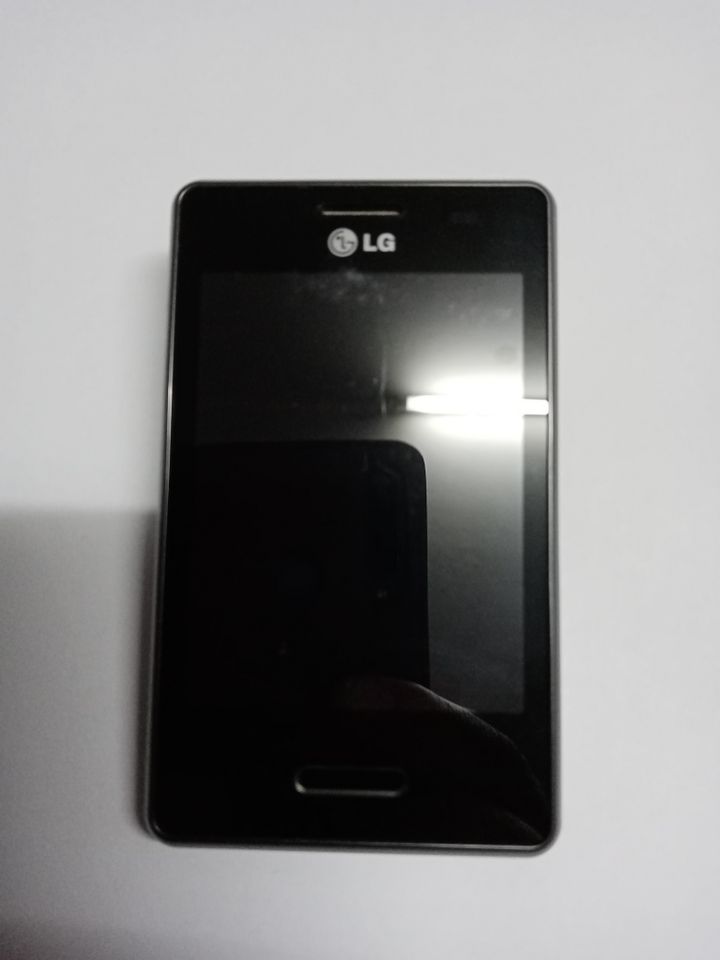 LG Smartphone in Werl
