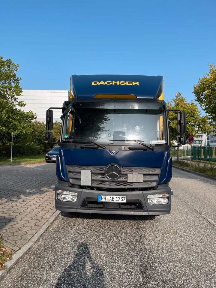 Mercedes-Benz Atego 1527 L // Baujahr 2016 in Hamburg