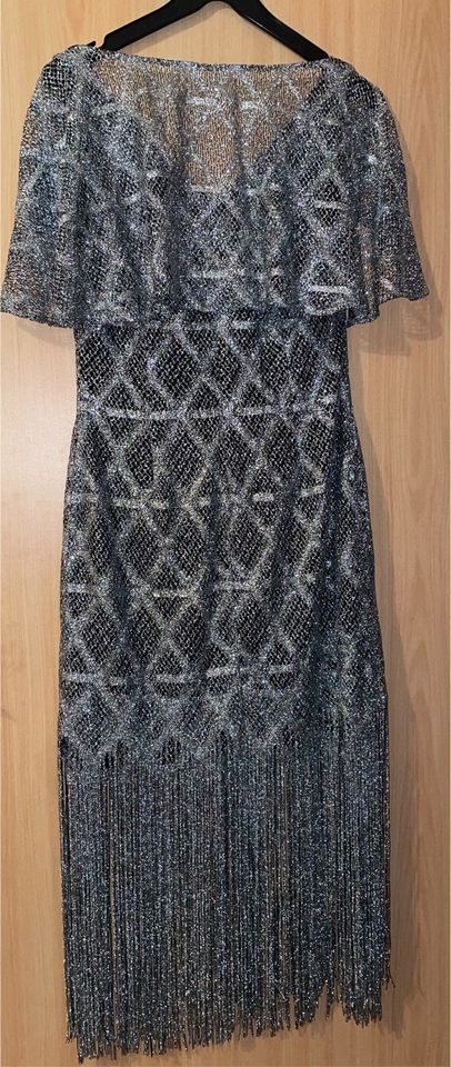 Abendkleid / extravagant / Frank Lyman / Silber / Gr. 36 in Hannover