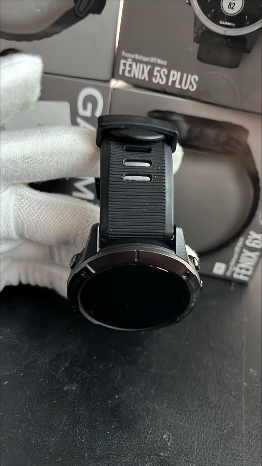 Garmin Fenix 6X Pro, 51mm (Schwarz) - Sport & GPS Uhr in Berlin