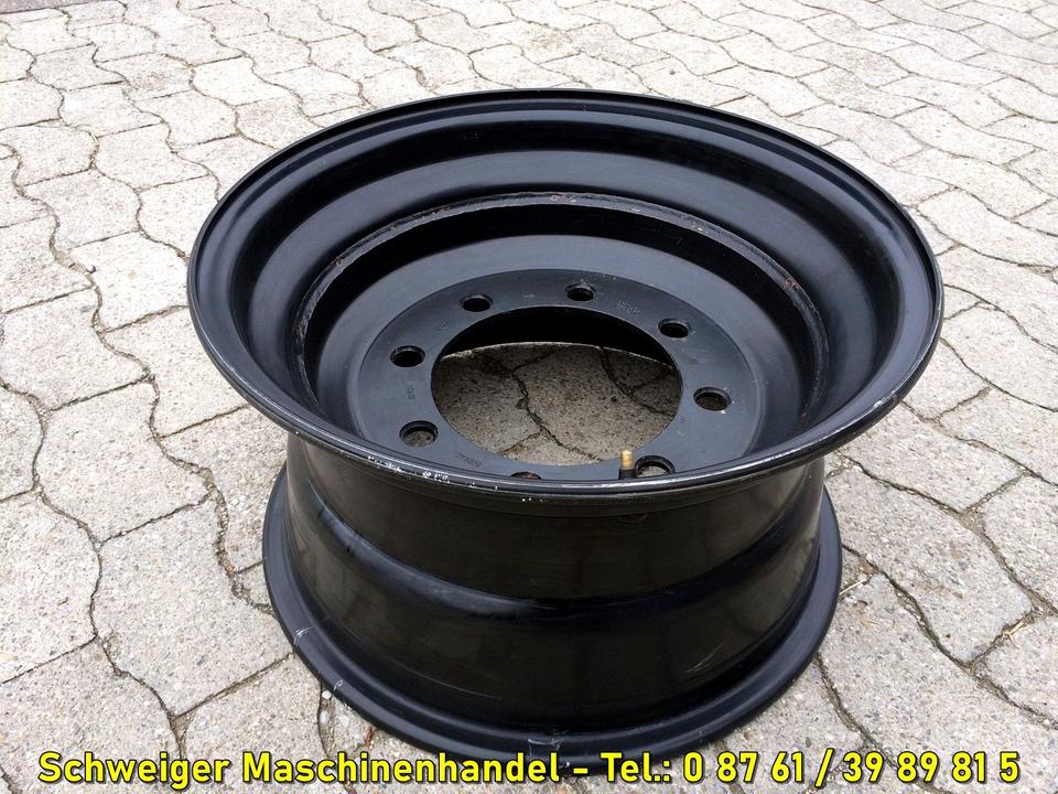 Felge 20-11 11x20 für 12.50 R 20 oder 335/80R20 ex Bundeswehr in Moosburg a.d. Isar