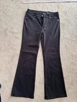 Jeans  H&M schwarz Gr 42 Bayern - Hallbergmoos Vorschau