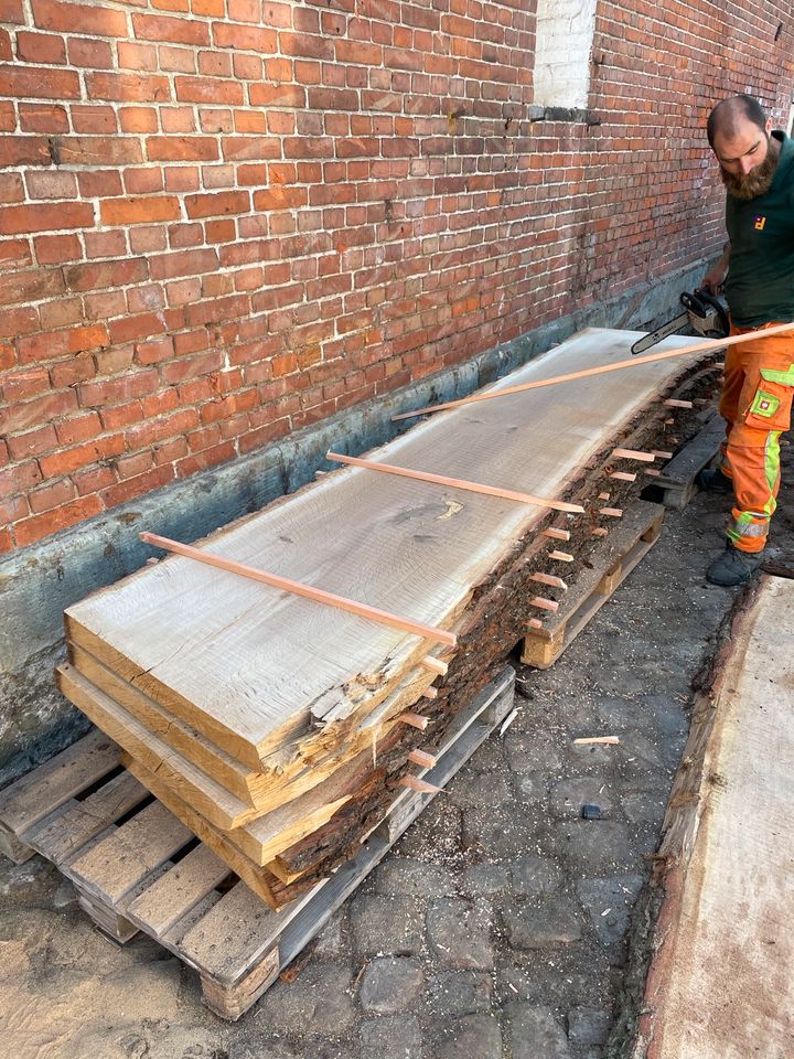Tischler für Herstellung von Massivholzplatten gesucht. in Hohenhameln