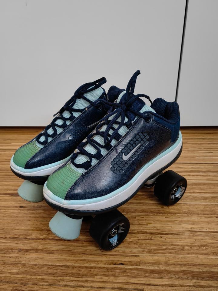 Nike Rollschuhe Beachcomber Manhattan Roller Skate Woman Gr.38 5 in Wuppertal Elberfeld Freunde und Freizeitpartner finden kleinanzeigen