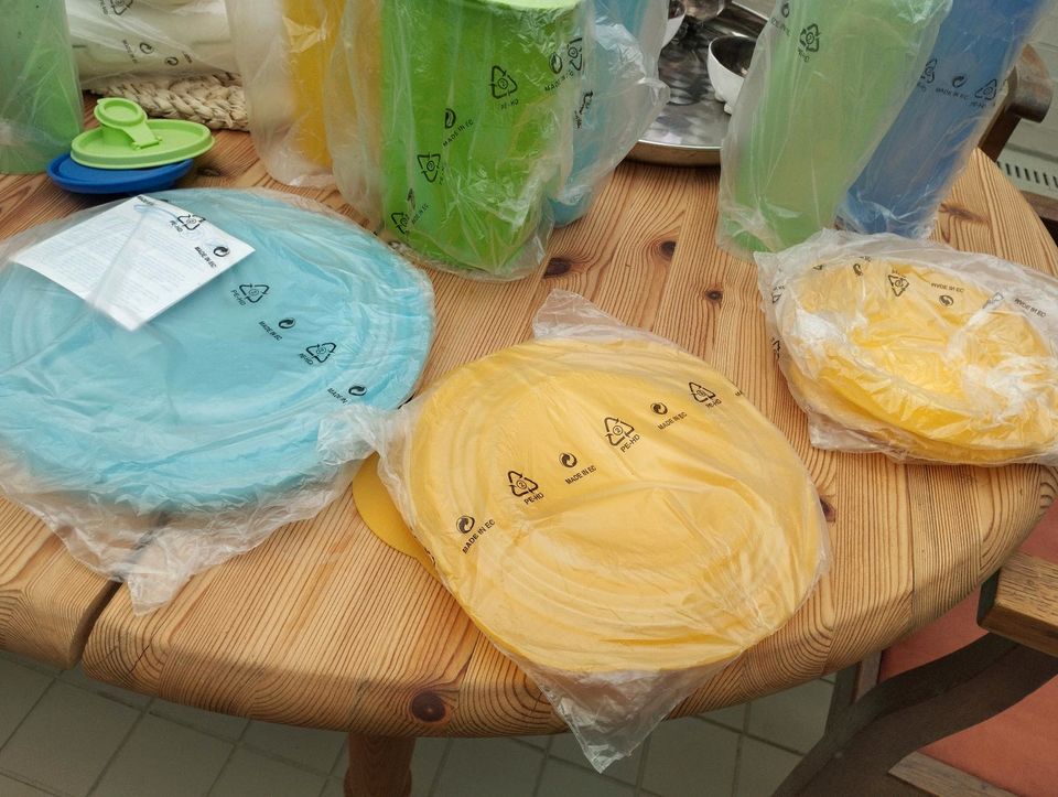 Mini max Schüsseln Tupperware, neu, verschiedene Größen & Farben in Scharnebeck