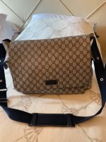 Gucci Umhänge Tasche Uni Sex große Gucci Tasche Saarbrücken-Dudweiler - Dudweiler Vorschau