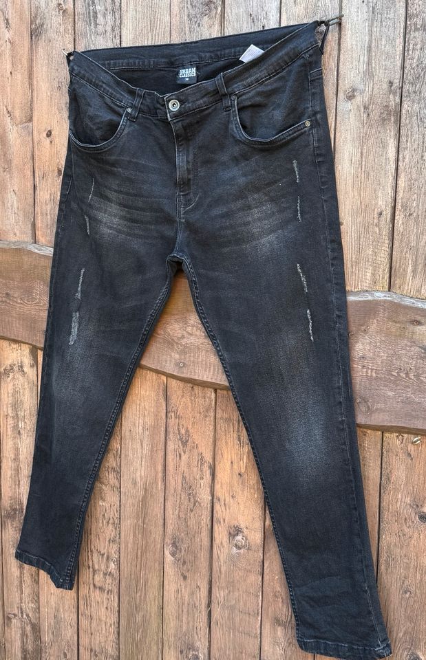 Jeans Herren von Urban Classic In Schwarz, Größe 38. in Flensburg