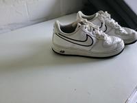 Nike Air Schuhe Niedersachsen - Wilhelmshaven Vorschau