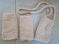 Neu gestrickte Handytasche und Armstulpen Sachsen - Frohburg Vorschau