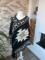 Poncho gold weiß schwarz Einheitsgröße Kr. München - Brunnthal Vorschau