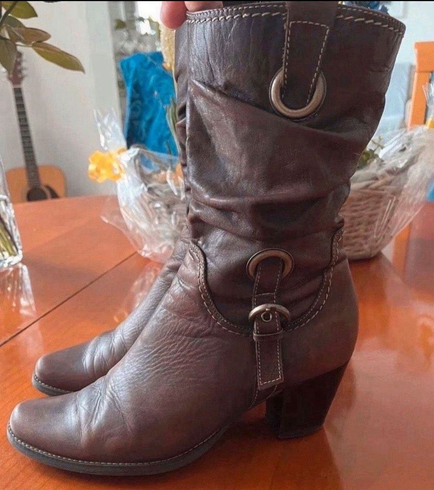 Stiefel von Street in braun Leder Größe 37 in Neumünster
