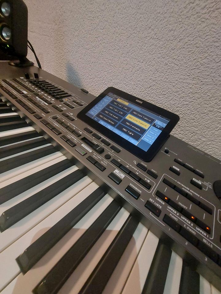 Korg  pa4x 76 Musikant in Aalen