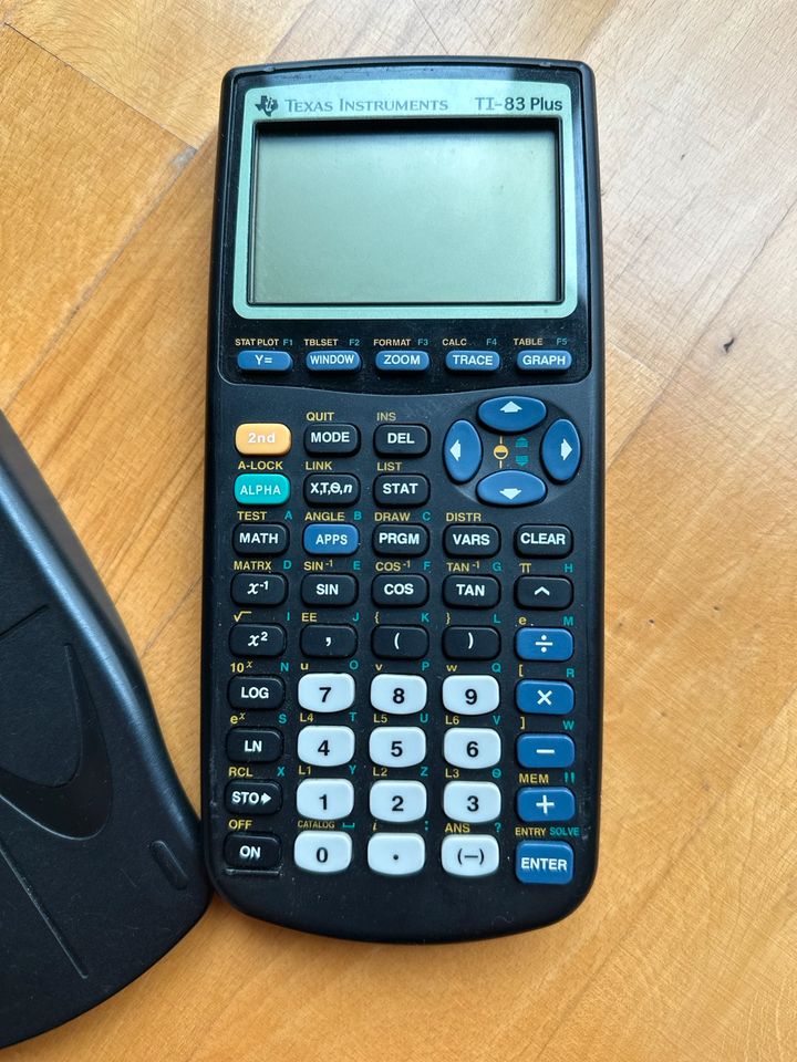 Texas Instruments Taschenrechner TI-83 plus in Mainburg