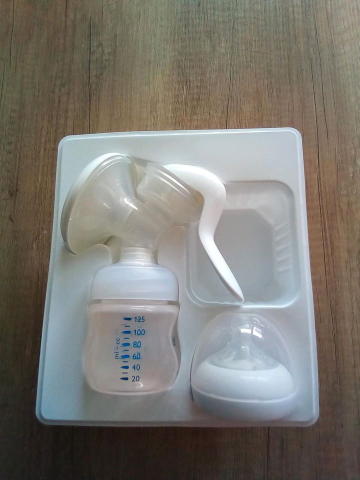 Baby Milchpumpe stillen Philips Avent in Pesterwitz