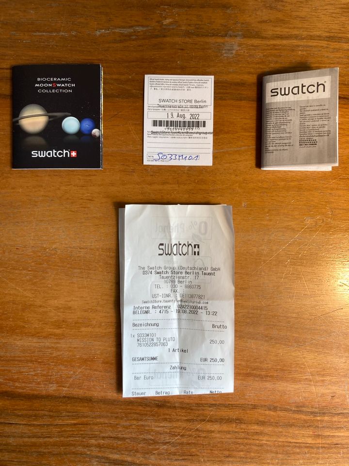 Swatch x Omega Moonswatch I Mission to Pluto I Bioceramic I NEU in Berlin