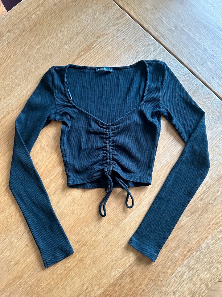 Zara Top longsleeve schwarz Gr. S in Hamburg