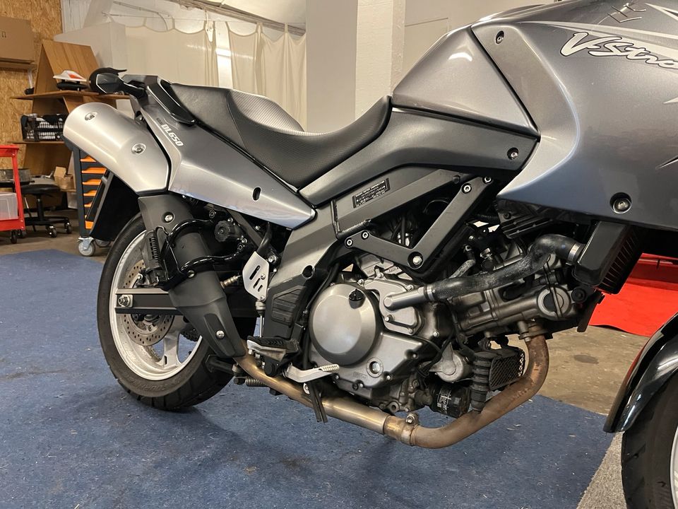 Suzuki V-Strom 650 in Hachenburg