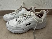 FILA Sneaker „Strada“ in weiß (Größe 41) Hessen - Altenstadt Vorschau