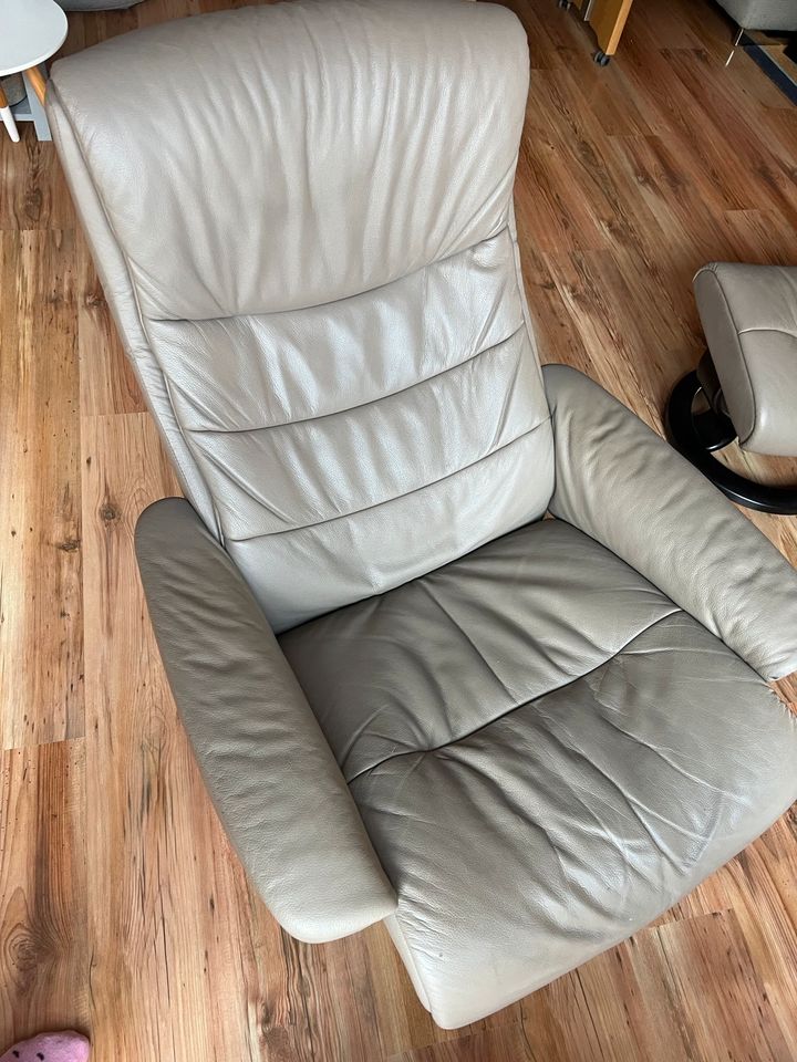 Stressless Sessel mit Hocker Ekornes beige in Nidderau