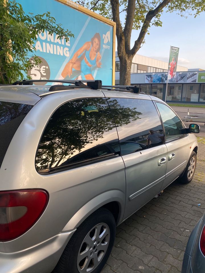 Chrysler Voyager 2.8 crd in Senden