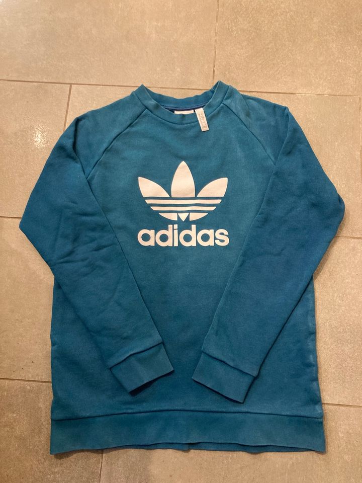 2 Pullover, Pullis von Adidas, Sweatshirt, Gr. XS/S in Schalksmühle