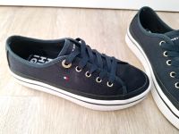 Neue Sneaker Tommy Hilfiger Gr. 36 Marine Schuhe Turnschuhe Häfen - Bremerhaven Vorschau