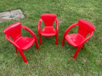 3 Kinderstühle aus Plastik in rot Sachsen - Freital Vorschau