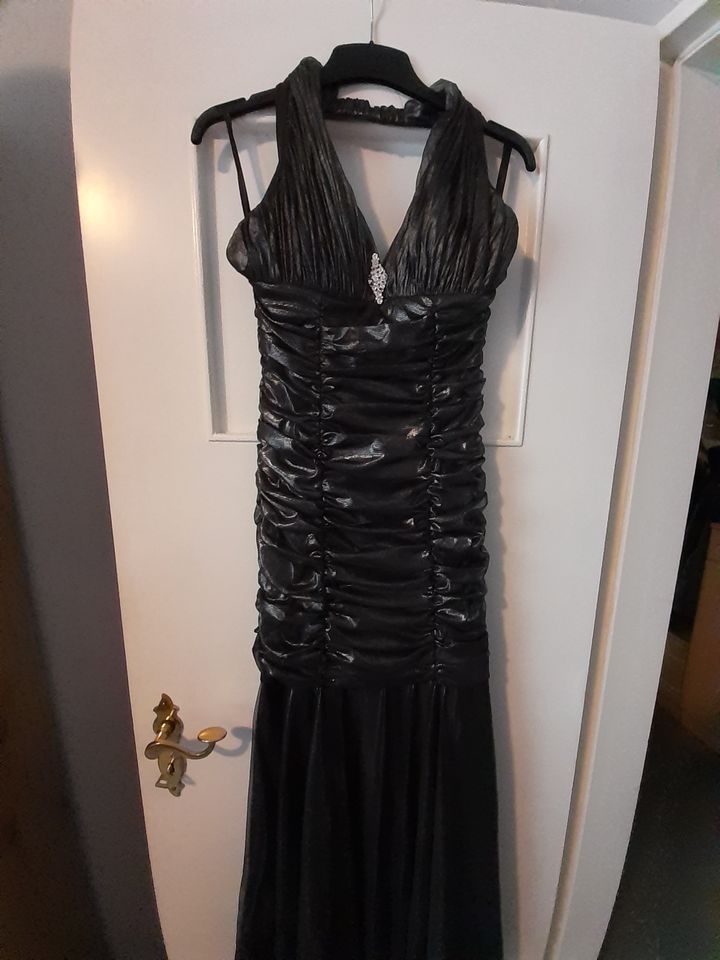 Abendkleid Größe 38/40 in Hamburg