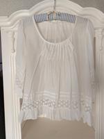 Zarte, duftige Bluse in Weiß mit Biesen und Spitze (One Size) Hessen - Nauheim Vorschau
