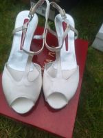 Damen Schuhe Hochzeit Satin Elfenbein Gr. 37 Made in Italy *neu* Kr. München - Taufkirchen Vorschau