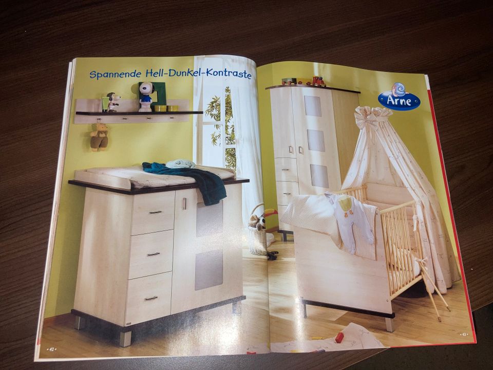 Wickelkomode UND Kinderbett von PAIDI, Serie „Arne“, beige in Einbeck