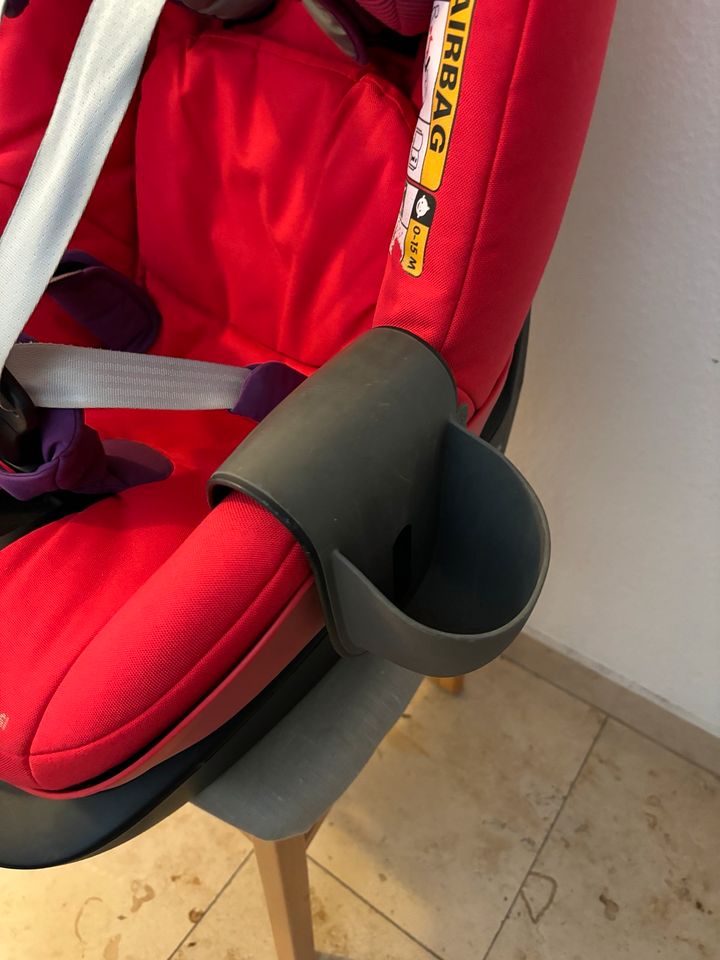 Maxi Cosi 2 Way Pearl & 2 Way Fix unfallfrei Kindersitz Autositz in Niederdorfelden