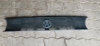 VW Golf 1 Cabrio Kühlergrill Grill Frontgrill Bayern - Waffenbrunn Vorschau