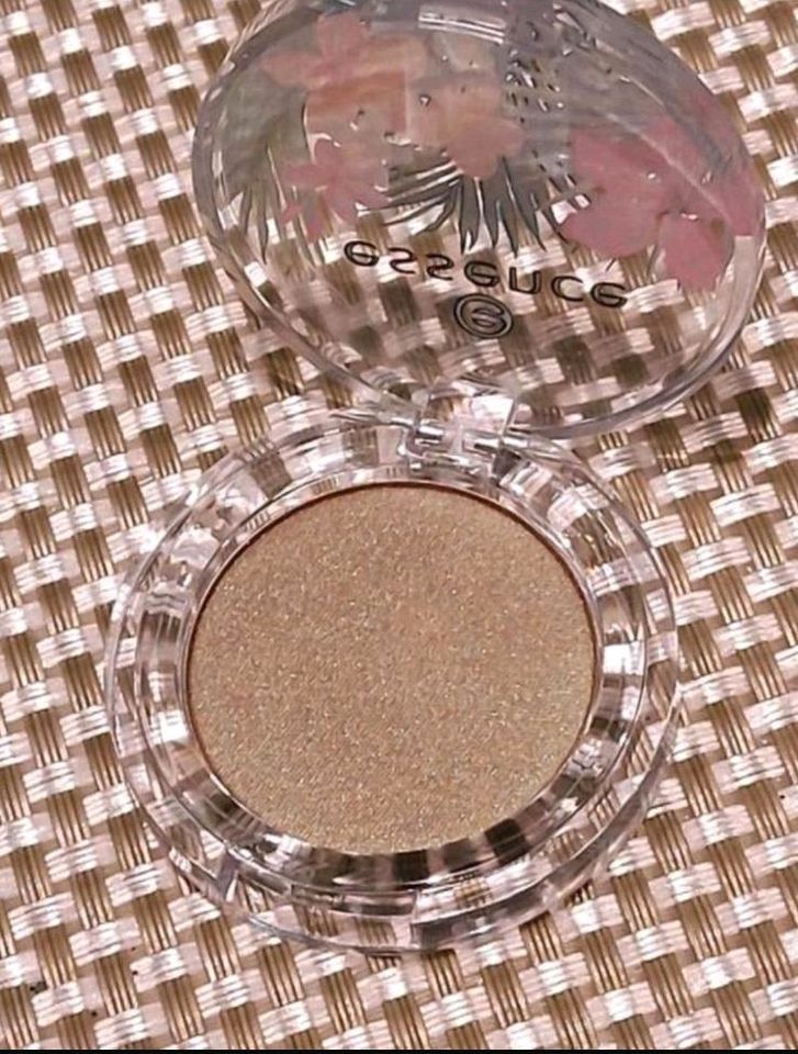 Essence Eyeshadow Lidschatten in Duisburg