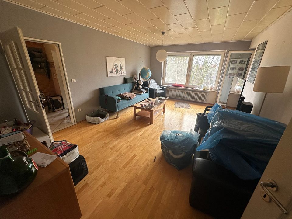 4 Zimmer Wohnung mit Balkon in Emden