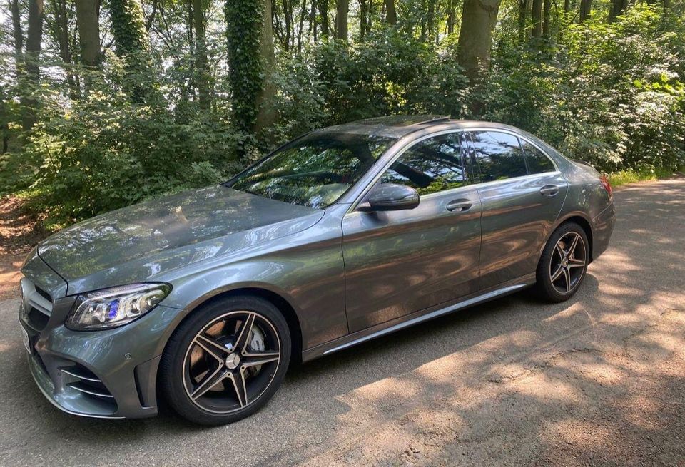 Mercedes C43 AMG / Autovermietung/ Auto mieten ab 18 in Ratingen