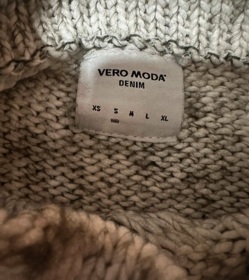 Vero Moda Damen Pullover wie neu in Übach-Palenberg