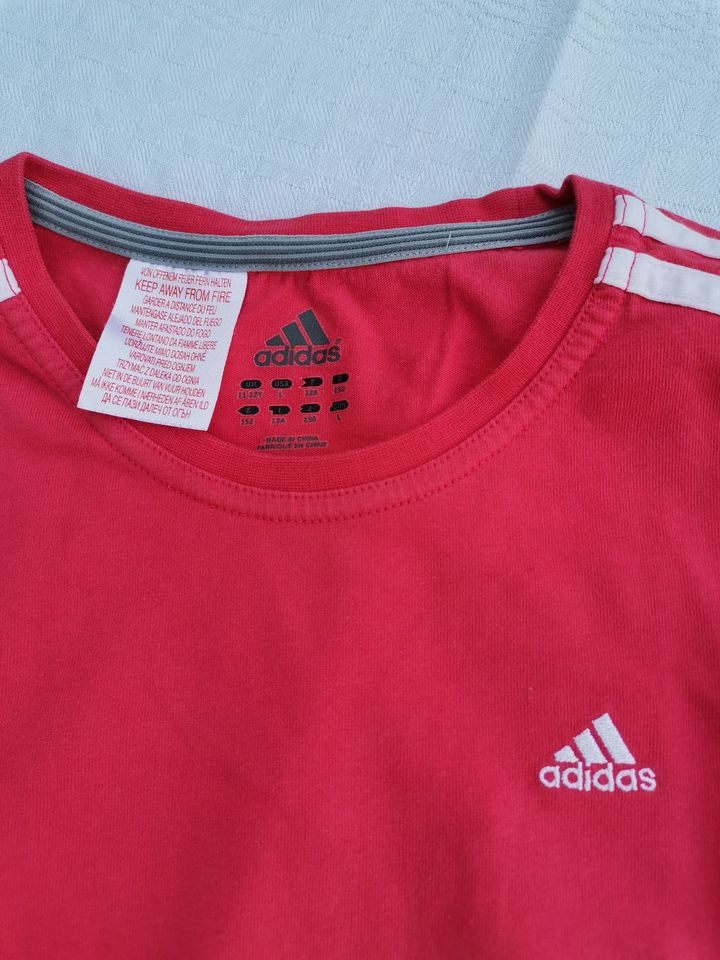 Hellrotes Adidas Sport-T-Shirt für Mädchen Langarm Gr. 152 in Sinsheim