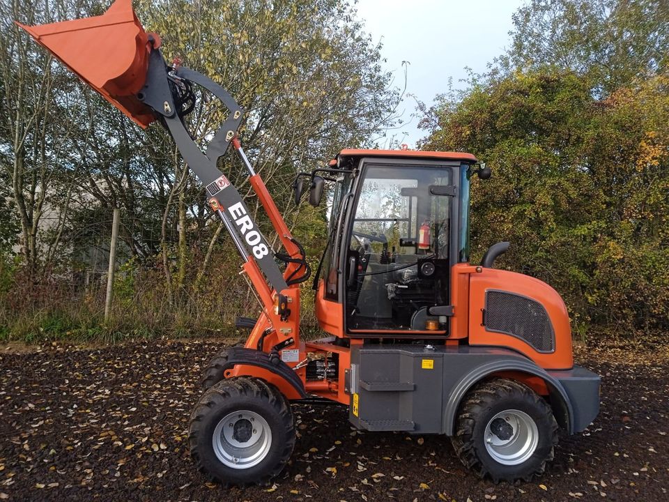 Everun ER08 Radlader Palettengabel Schaufel 800 kg Hub SBF in Brockscheid