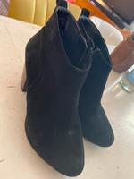 Schwarze Wildleder Ankle Boots von Högl in Größe 40 West - Höchst Vorschau