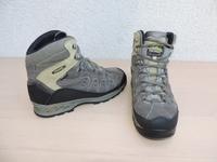 Meindl Wanderstiefel Gore-Tex Schuhe Gr. 39,5 Hessen - Oberursel (Taunus) Vorschau