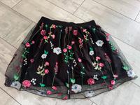 Only Rock schwarz mit Blumen gestickt Gr.38 Schleswig-Holstein - Wilster Vorschau