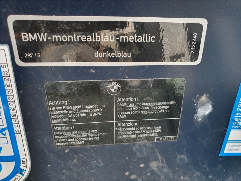 BMW E 39 Stoßstange hinten Montrealblau-metallic in Bremervörde