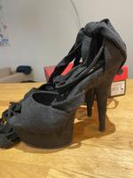 Pleaser Größe 40 US10  wie neu Hannover - Vahrenwald-List Vorschau