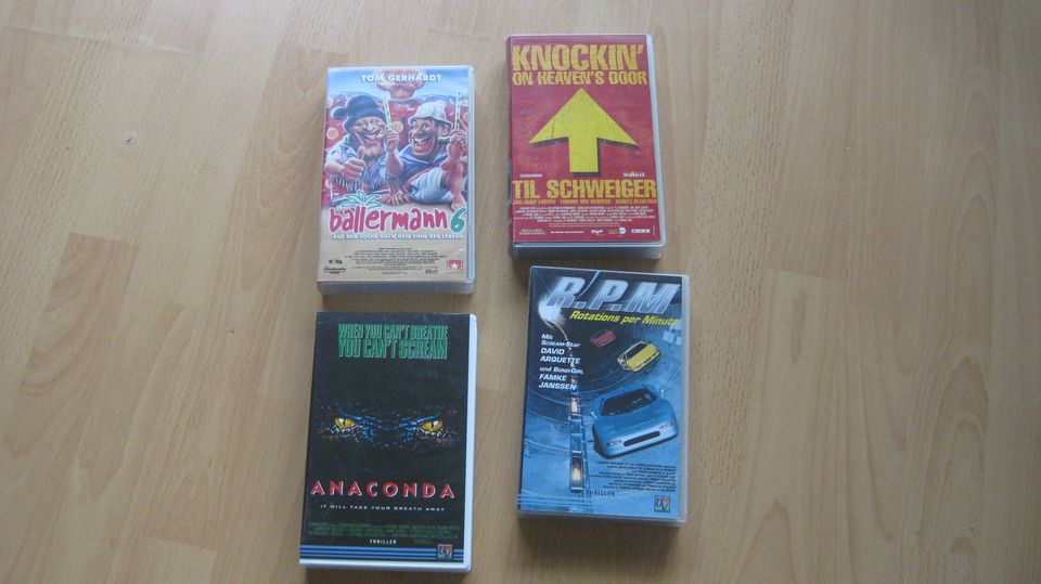 Diverse VHS-Kassetten zu verschenken in Thedinghausen
