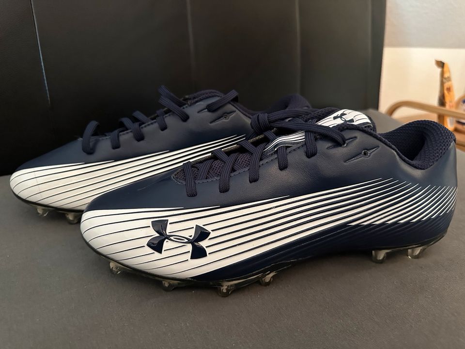 Fußballschuhe Teppen Under Armour neu Größe 47 in Wilhelmshorst