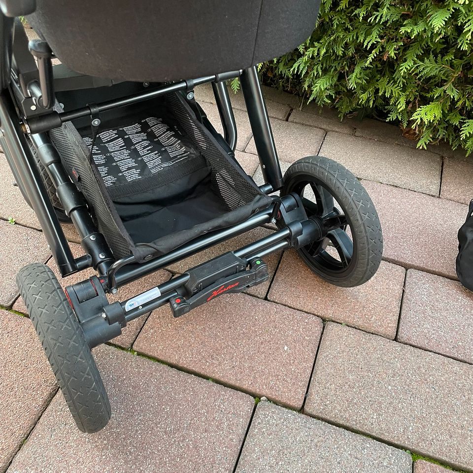 Hartan Kinderwagen GTS Bellybutton • Matt schwarz in Bielefeld