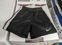 Nike Sporthose/ Short Nordrhein-Westfalen - Castrop-Rauxel Vorschau