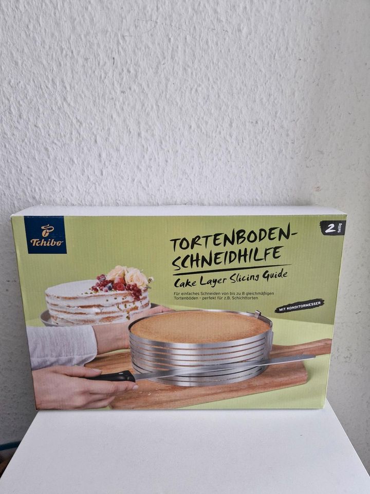 Tchibo Tortenbodenschneidhilfe mit Konditor- und Glasurmesser in Rüsselsheim