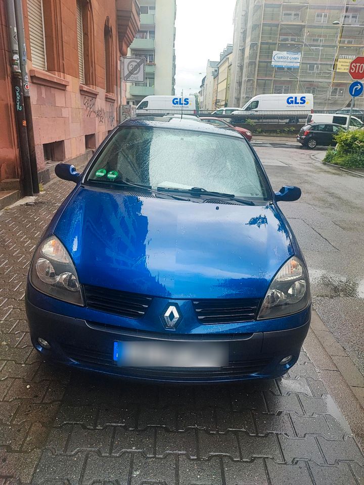 Renault Clio . Tüv bis 02/2025 in Mannheim